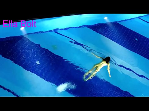 ❤️ لا أستطيع التوقف عن المشاهدة ، تم القبض على شقراء شابة تسبح عارية في مسبح منتجع ELLA BOLT عندنا٪ ar.prendiporno.ru٪؛ ❌️
